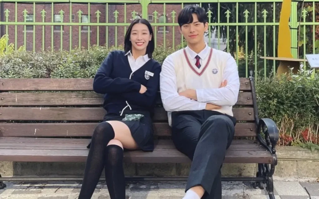 Lee Chae Min & Ryu Da In revealed to be dating after viral dating video